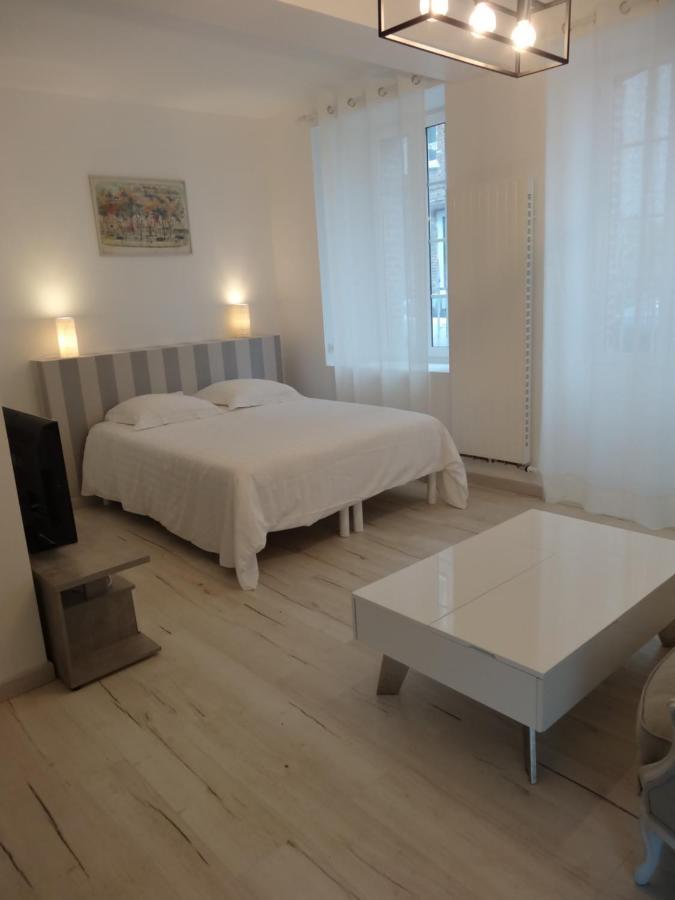 Bed and Breakfast Les Petites Tuileries Bray-sur-Seine Экстерьер фото